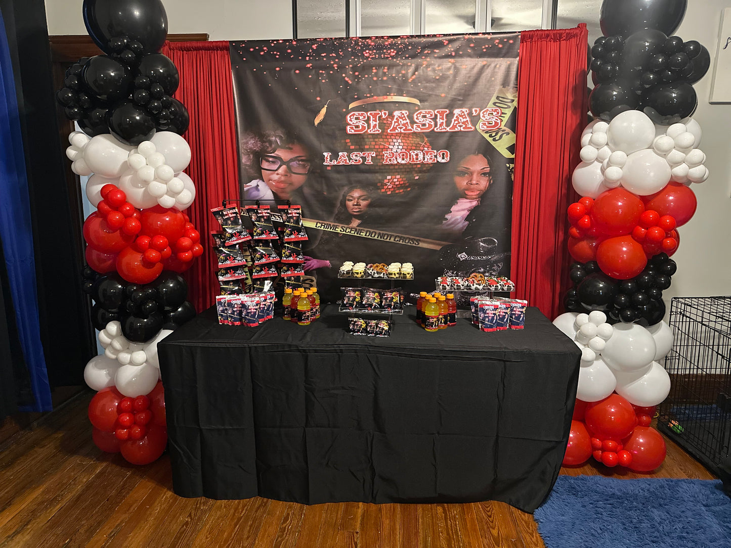 Custom Banner & Backdrops