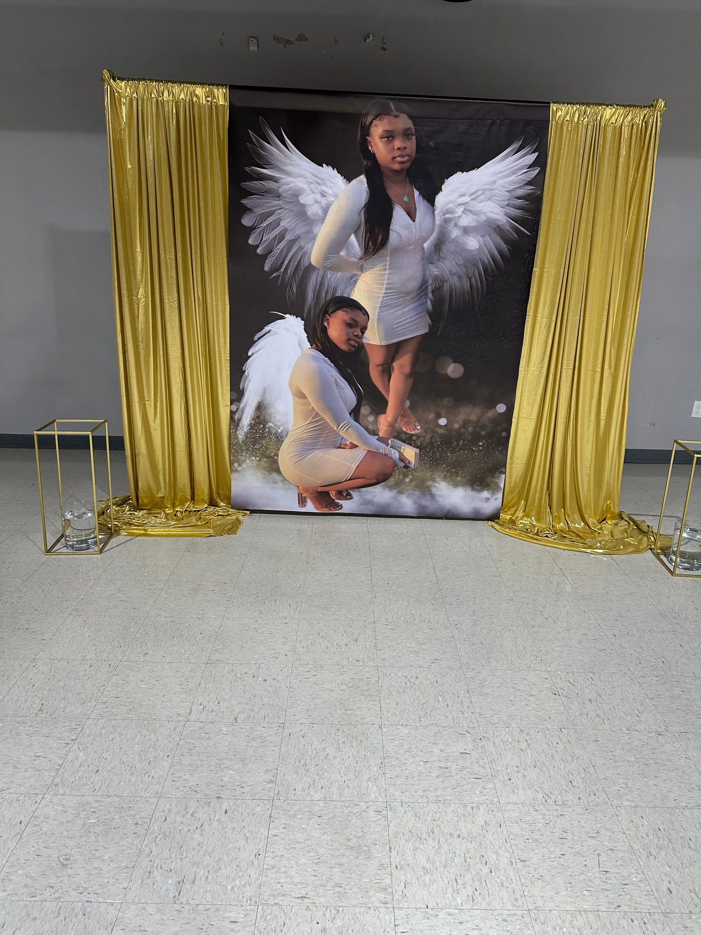 Custom Banner & Backdrops