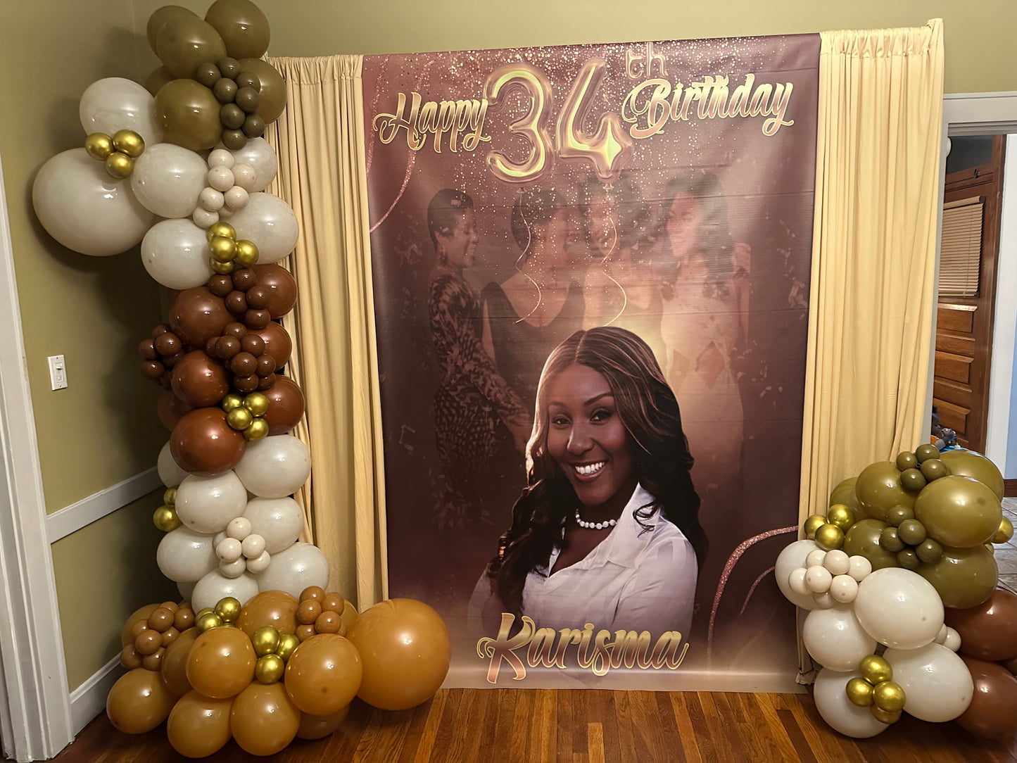 Custom Banner & Backdrops